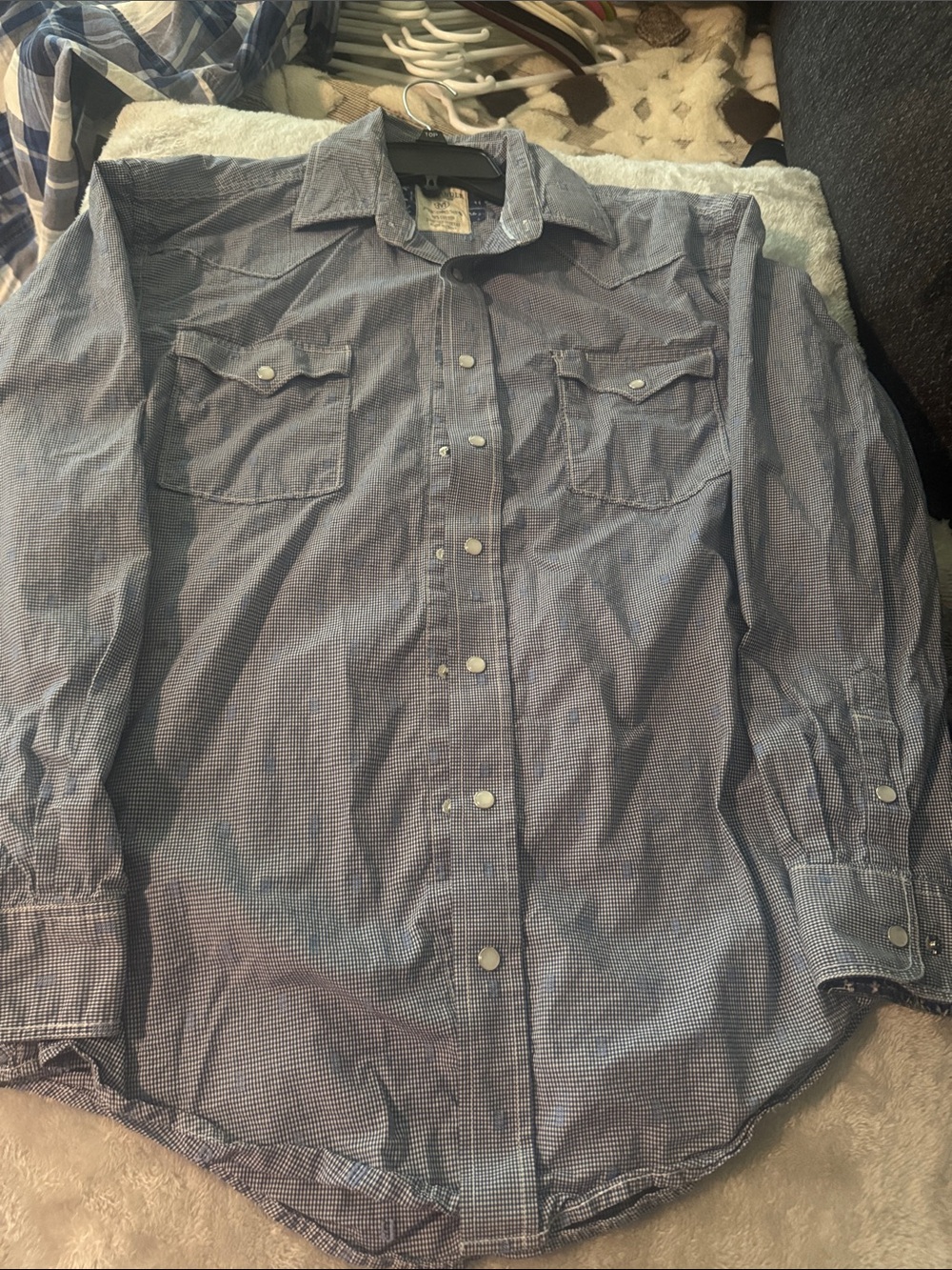 Men’s shirt